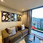 One Bedroom Apartment With Sea View