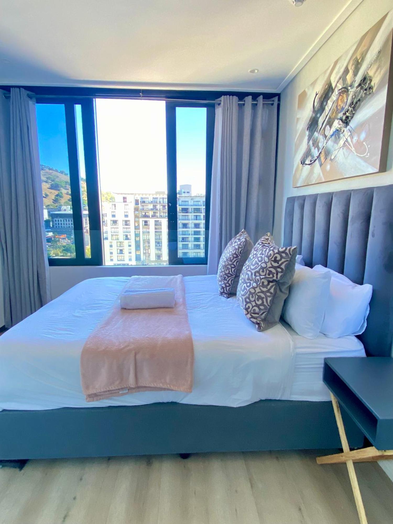 One Bedroom With Sea View